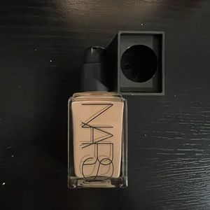 NARS- light reflecting liquid foundation - FIJI
